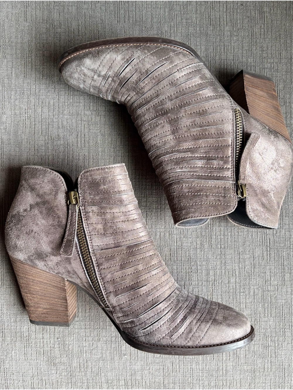 Paul Green Malibu Sliced Booties